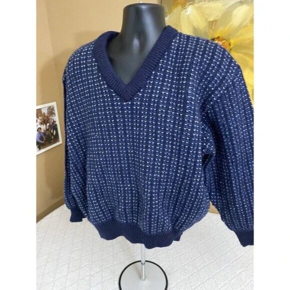 Vintage L.L Bean Blue V Neck Sweater, 100% British Wool, Size Large - Picture 8 of 16